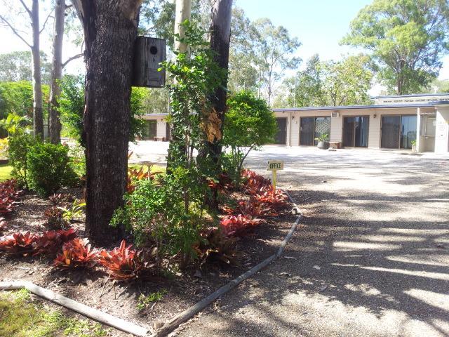 Greenacres Motel / Van Park Benaraby Exterior foto